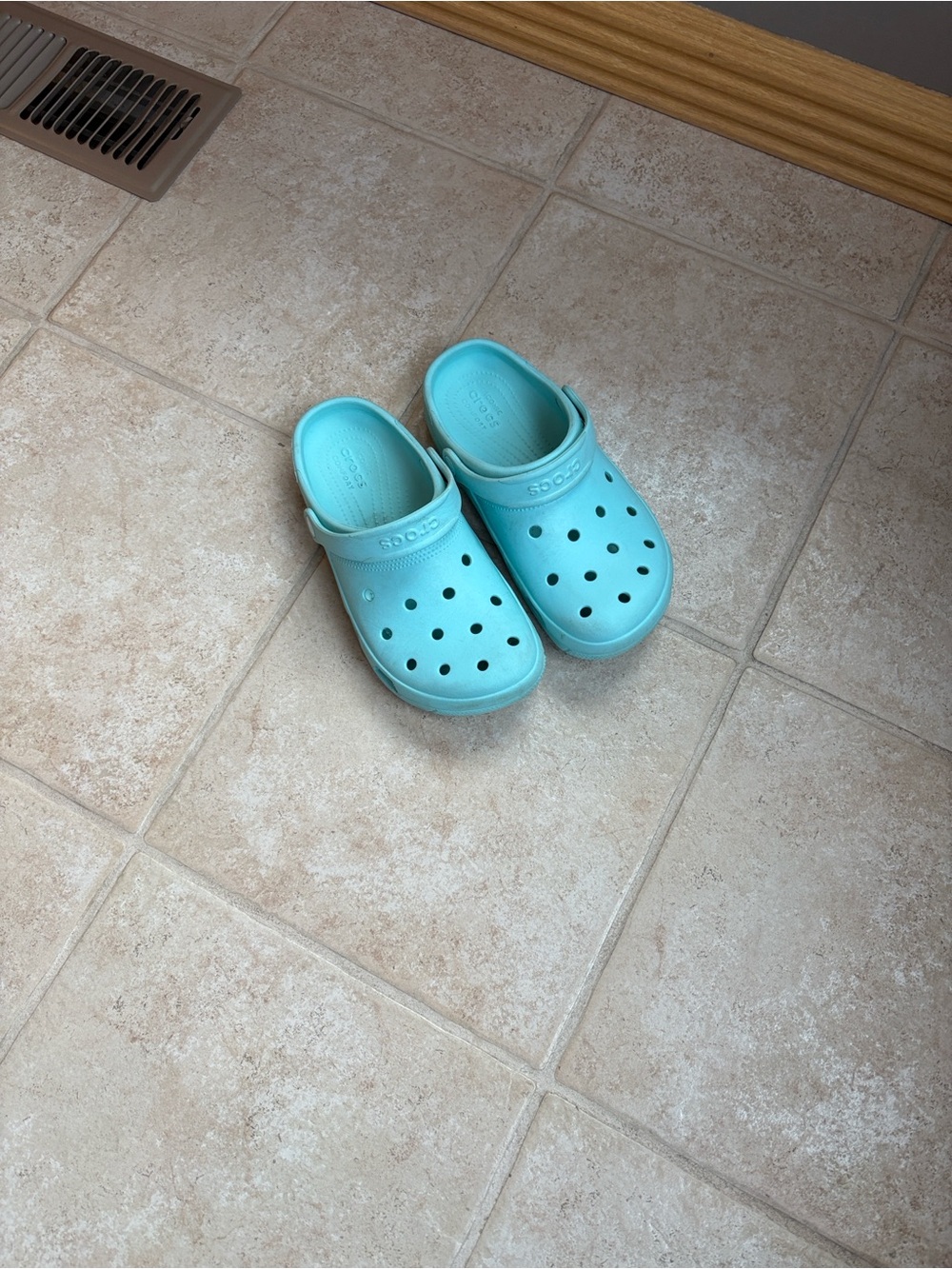 Crocs